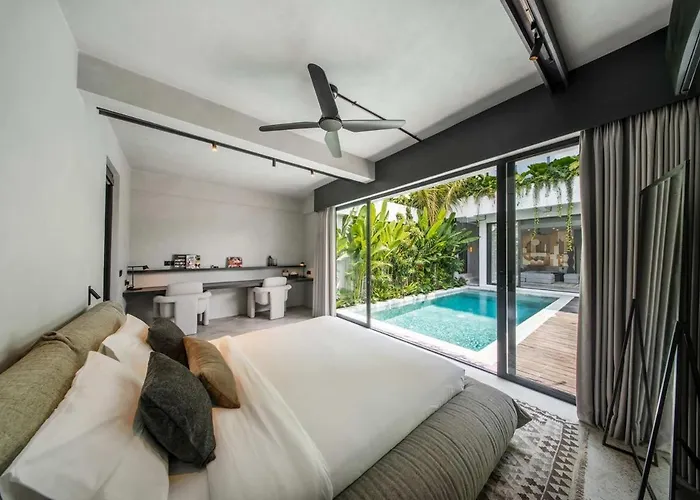 Vivi 3 - Stylish 3br Private Rooftop In Canggu