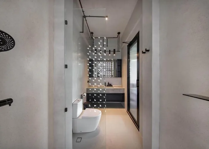 Vivi 3 - Stylish 3br Private Rooftop In * Canggu